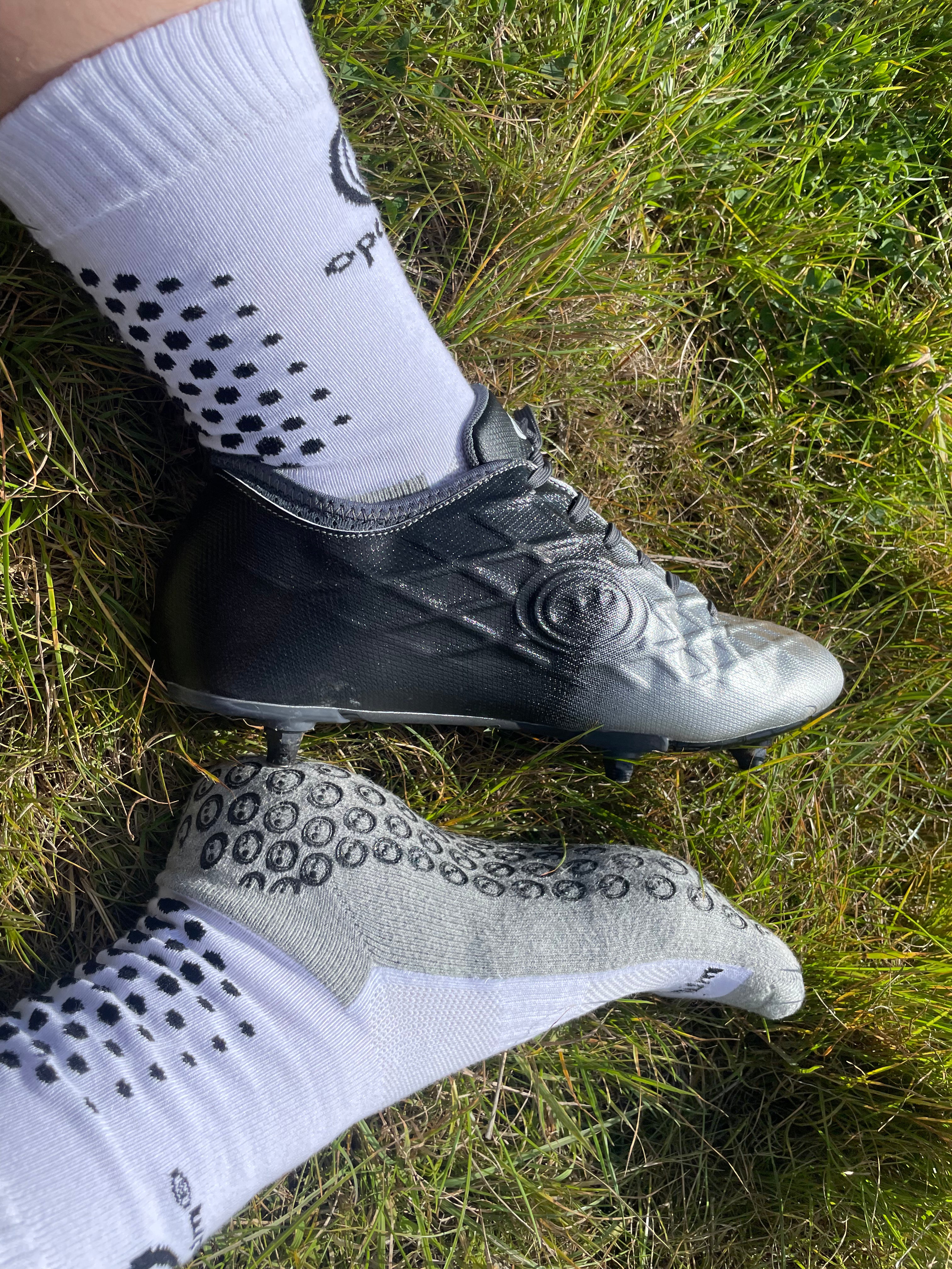 Grip Socks – Non-Slip Stability, Reduced Injury Risk - Optimum